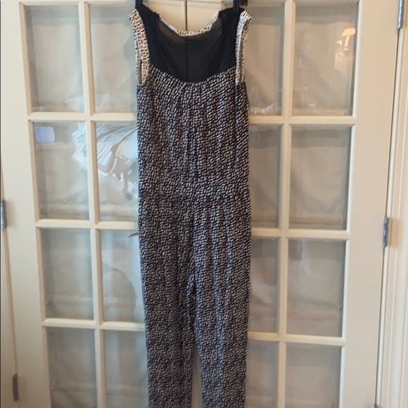 Romper - Picture 4 of 4